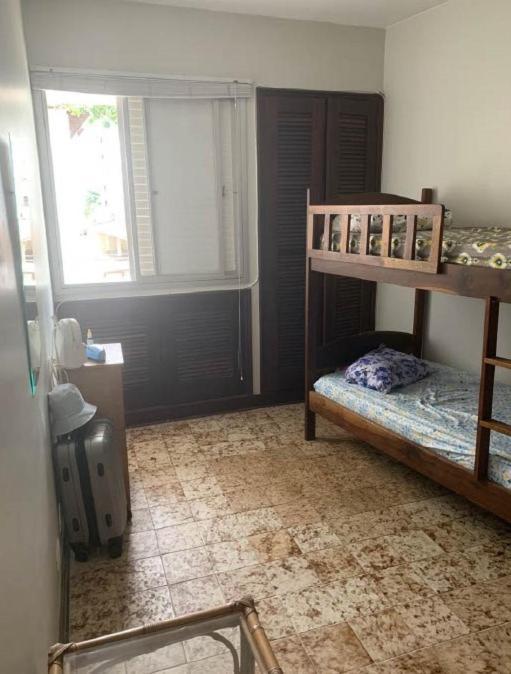 Apartamento 2 Quartos A 5 Minutos A Pe Da Praia Da Enseada Гуаружа Экстерьер фото