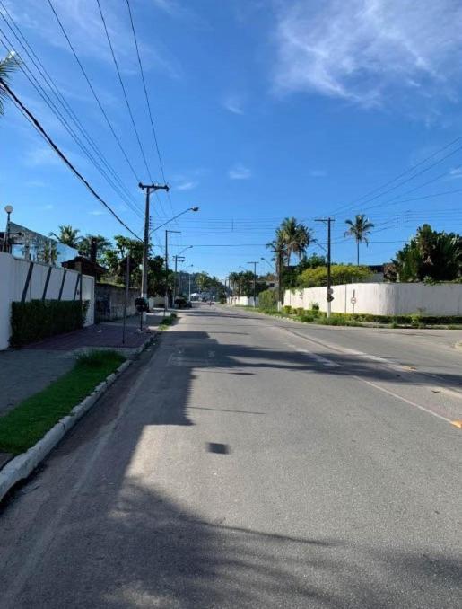 Apartamento 2 Quartos A 5 Minutos A Pe Da Praia Da Enseada Гуаружа Экстерьер фото
